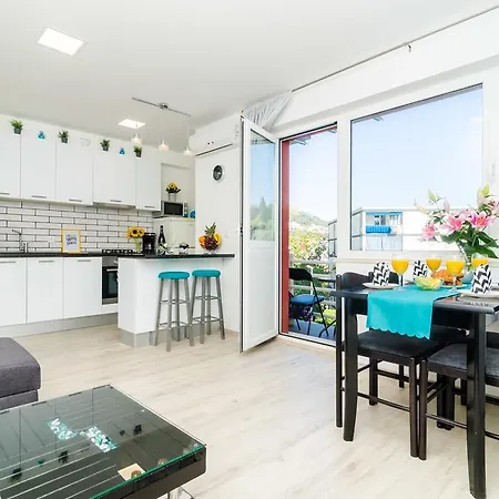 Apartment Rea *