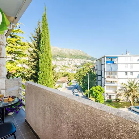 Appartement Rea *